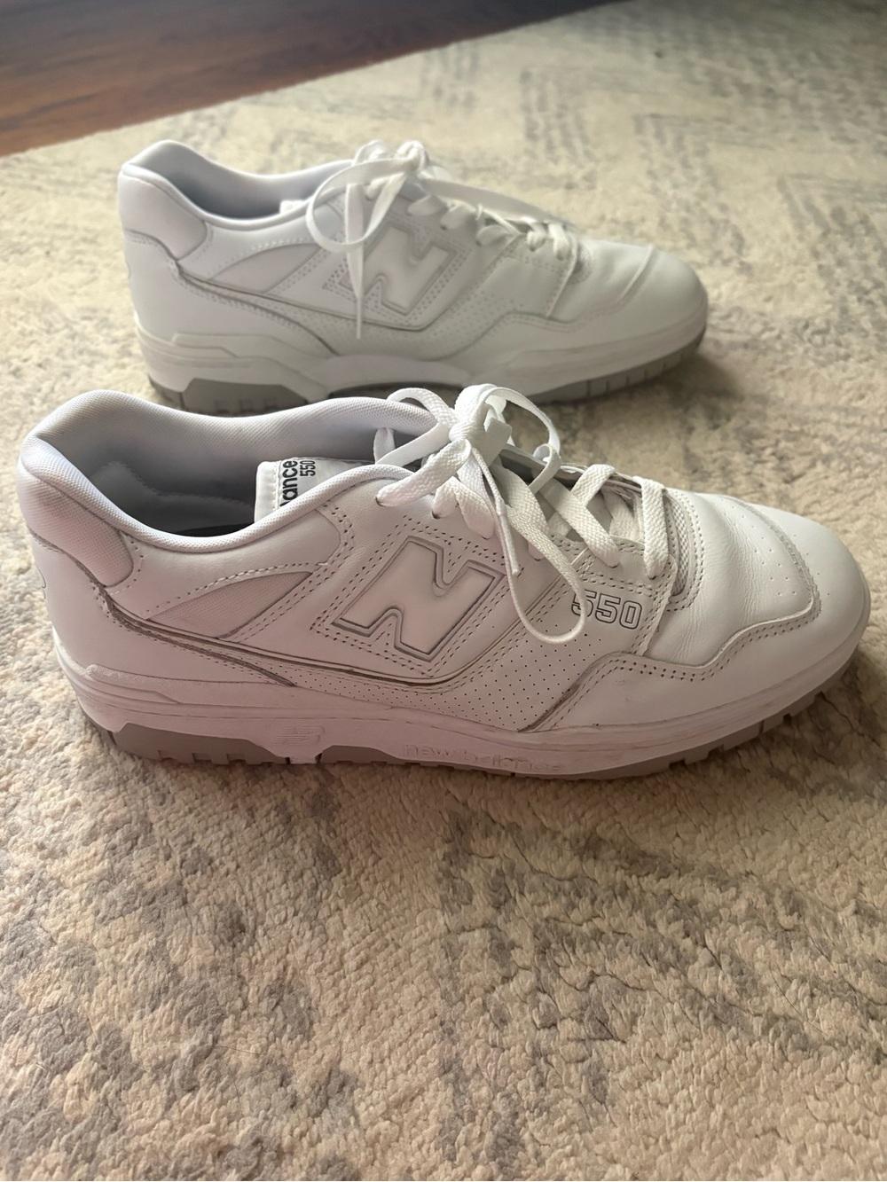 New Balance 550 Sneaker in White Grey